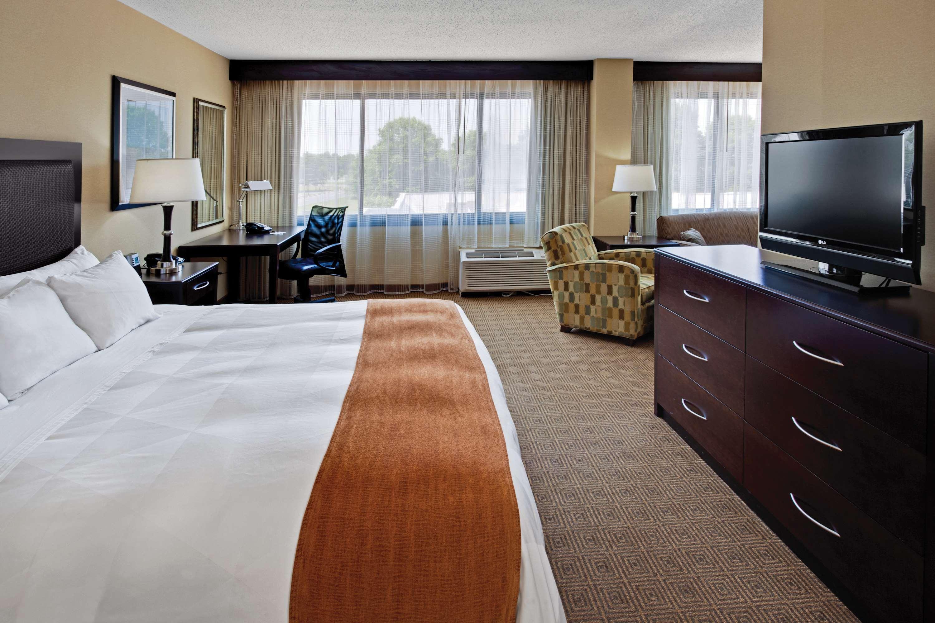 Radisson Freehold Hotel Kamer foto